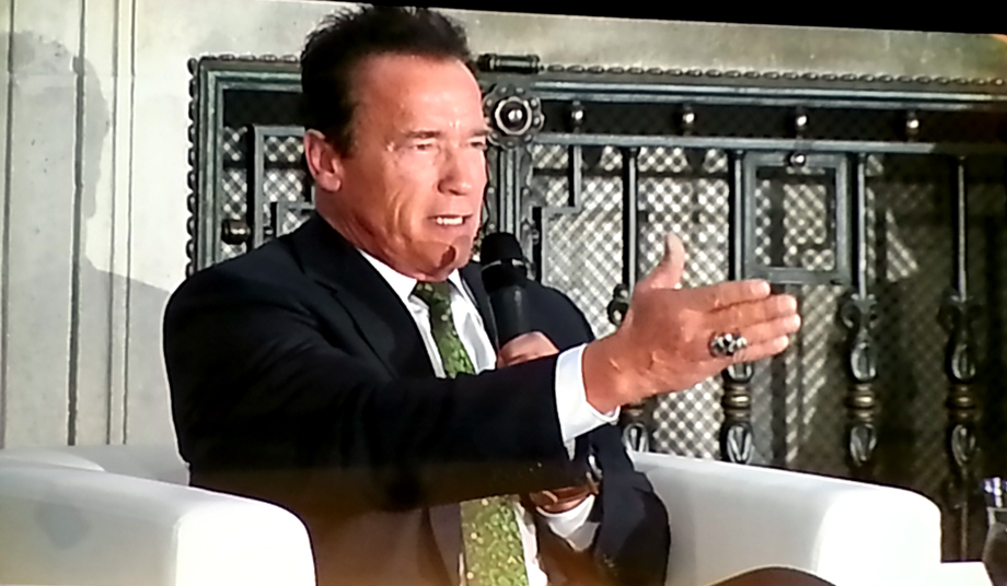 Arnold with a definitive hand gesture