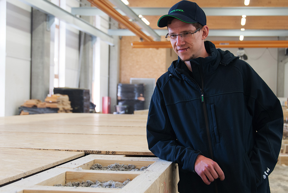 Thomas being satisfied with his work. He's smiling at the roof module