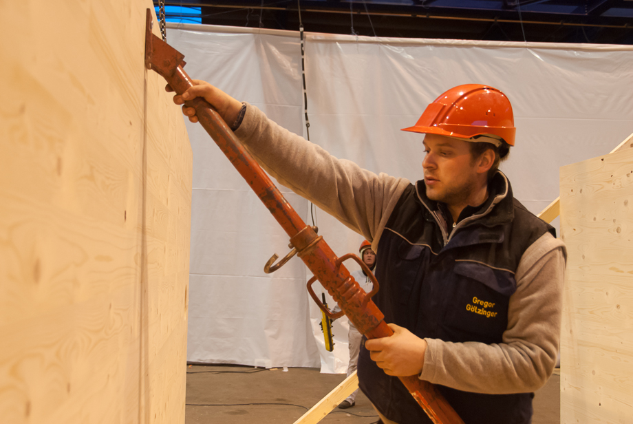 Wolfgang installing a temporary steel structure to support the core