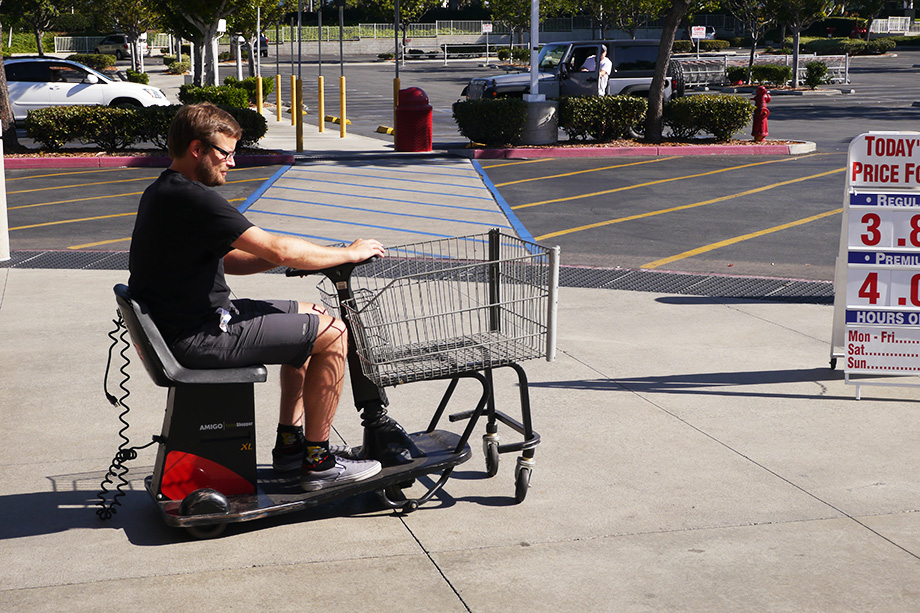 Decathlete Erwin getting an appropriate transport medium.