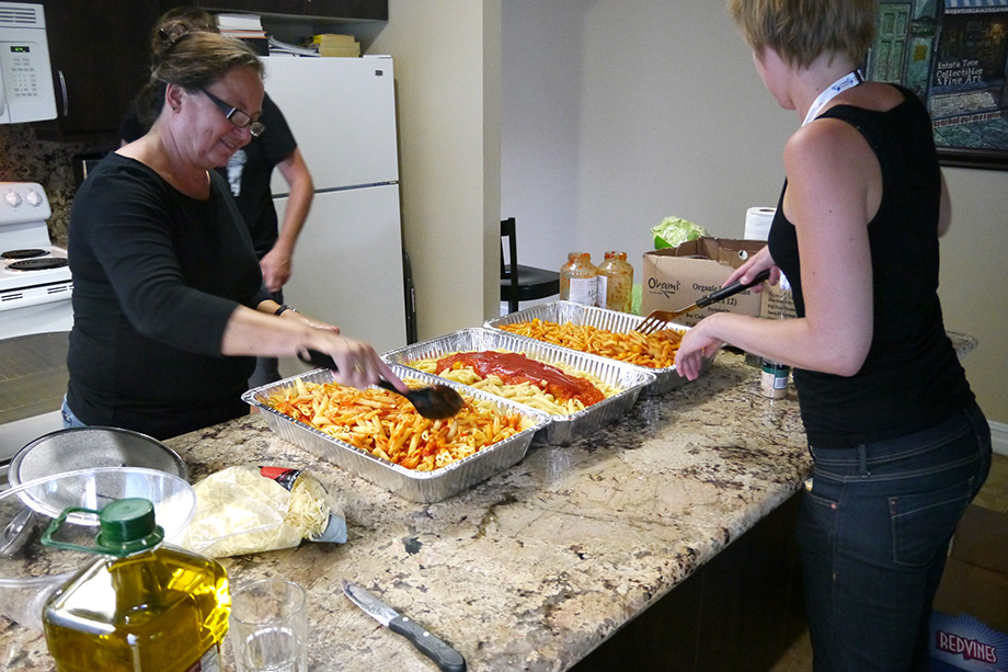 On today's menu: penne with tomato sauce.