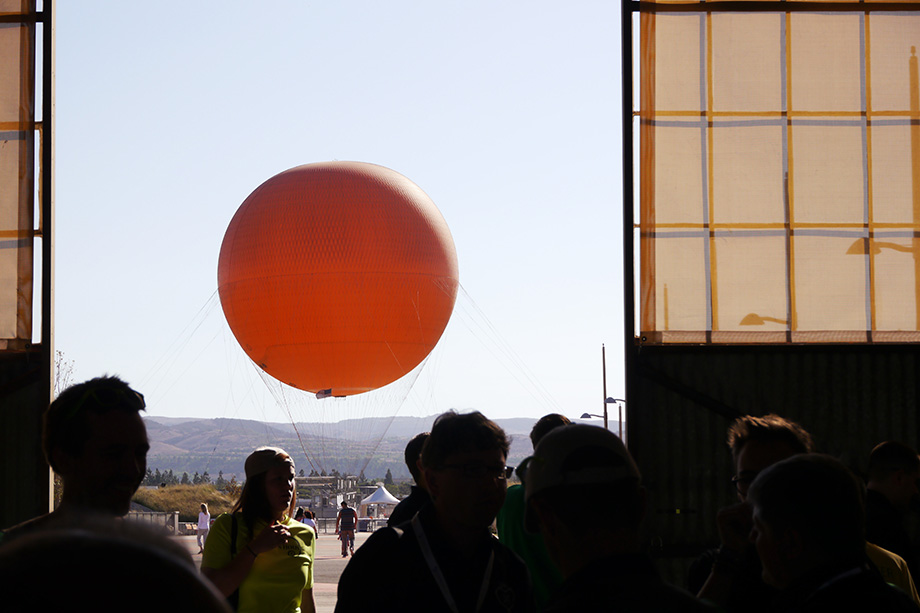 View of the balloon in Orange County Great Park.