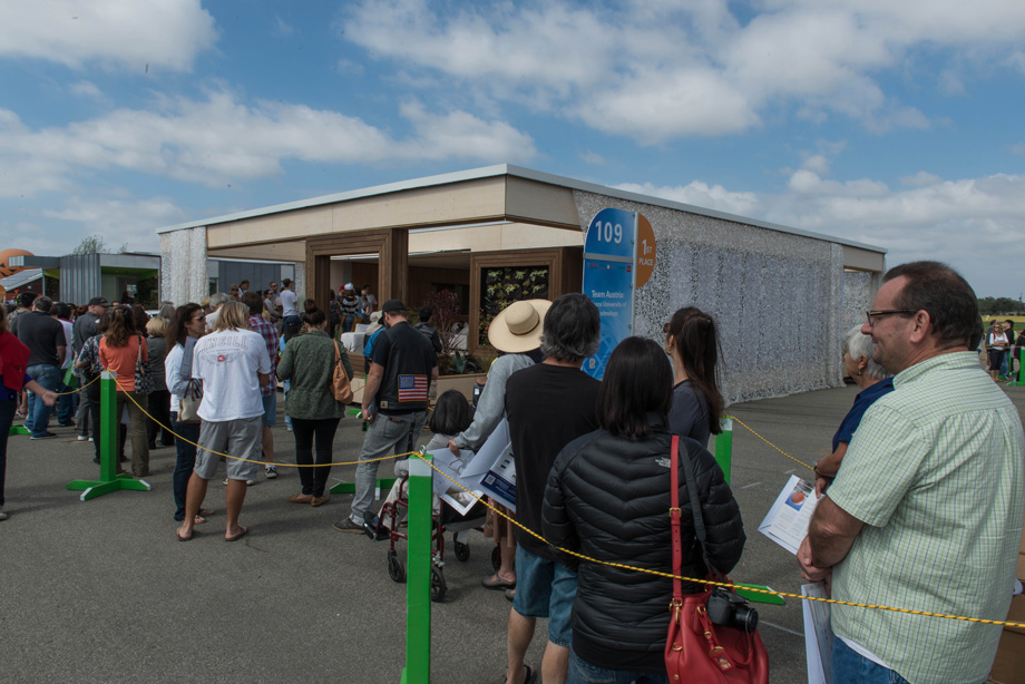 People line up in front of LISI.